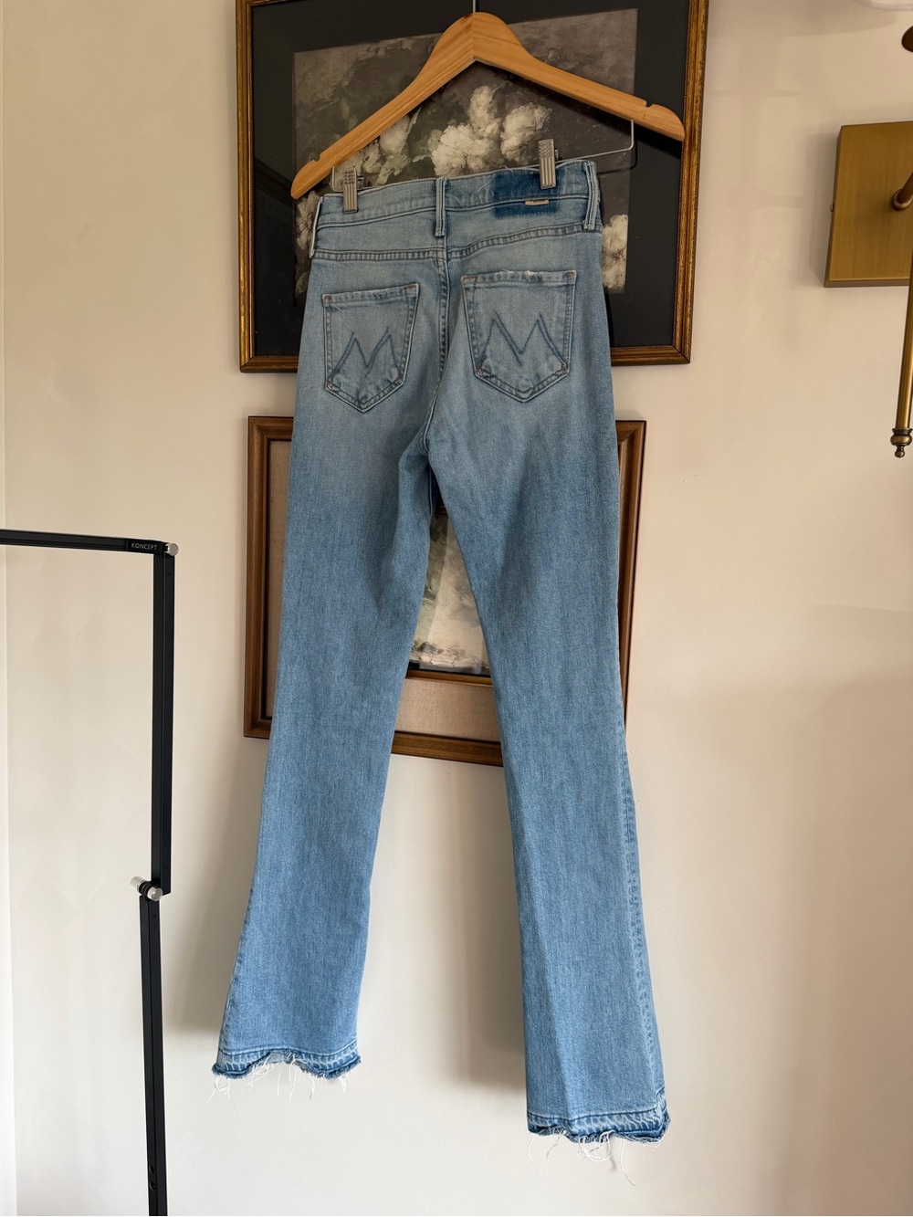 MOTHER High-Waisted Runaway Undone Hem Jeans sz 24 - Picture 9 of 11